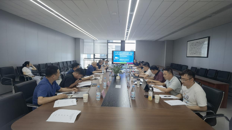 2022年，公司在阜阳市颍州区开展“爱心园梦大学”助学活动。
