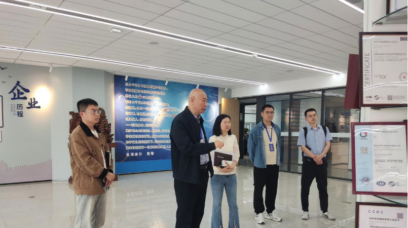 高新区科技局数据资源处领导一行莅临金海迪尔调研指导